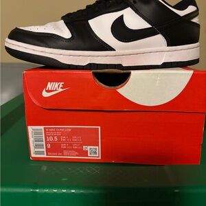Nike Dunk Low Black White Sneakers